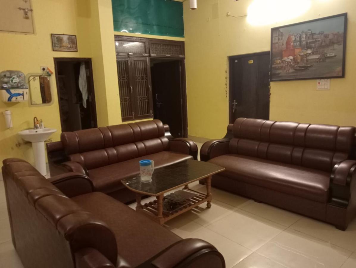 Gangotri Inn Waranasi Zewnętrze zdjęcie