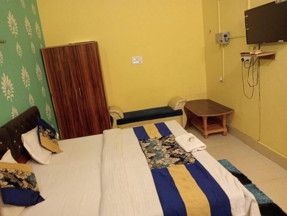 Gangotri Inn Waranasi Zewnętrze zdjęcie